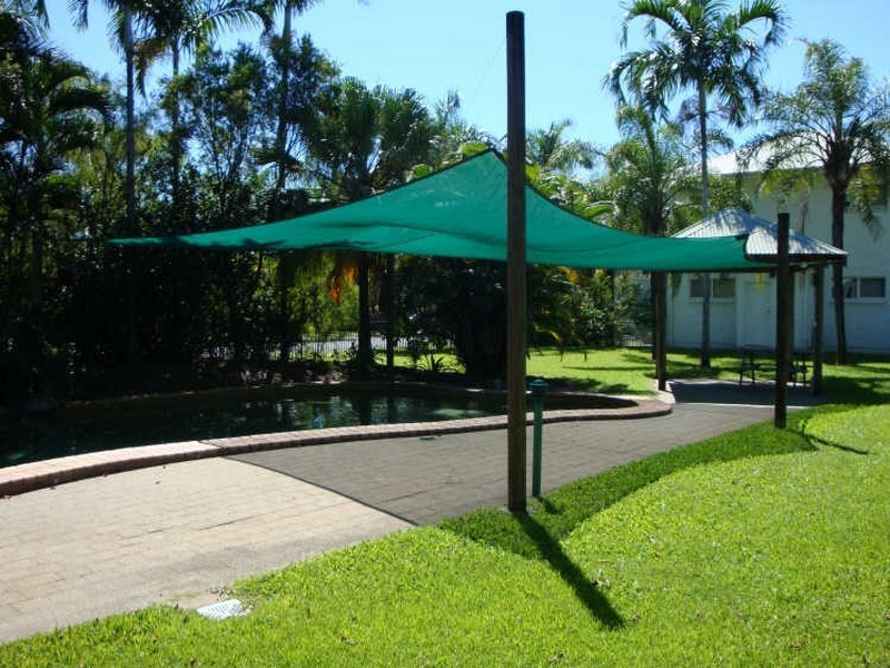 Manoora QLD 4870
