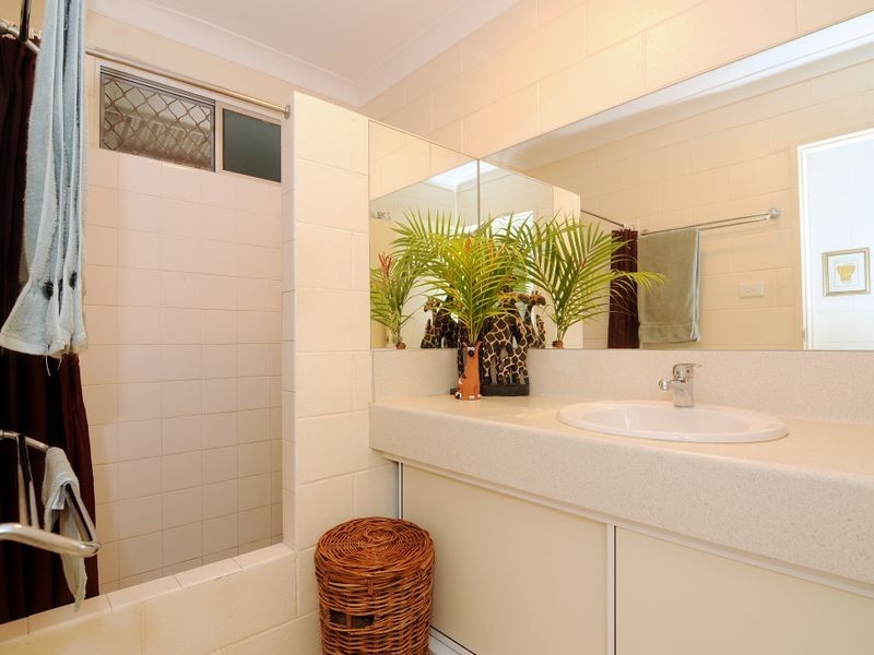 3/1-3 Buckley Street, Yorkeys Knob QLD 4878