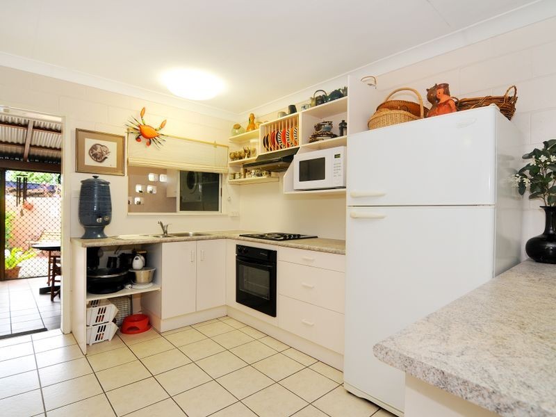 3/1-3 Buckley Street, Yorkeys Knob QLD 4878