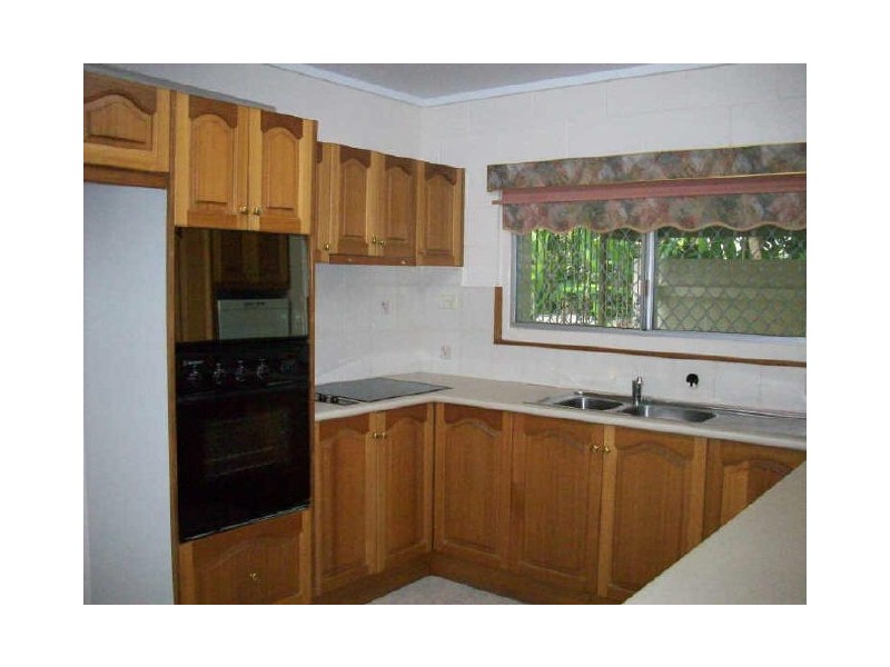 1/102 Collins Avenue, Edge Hill QLD 4870