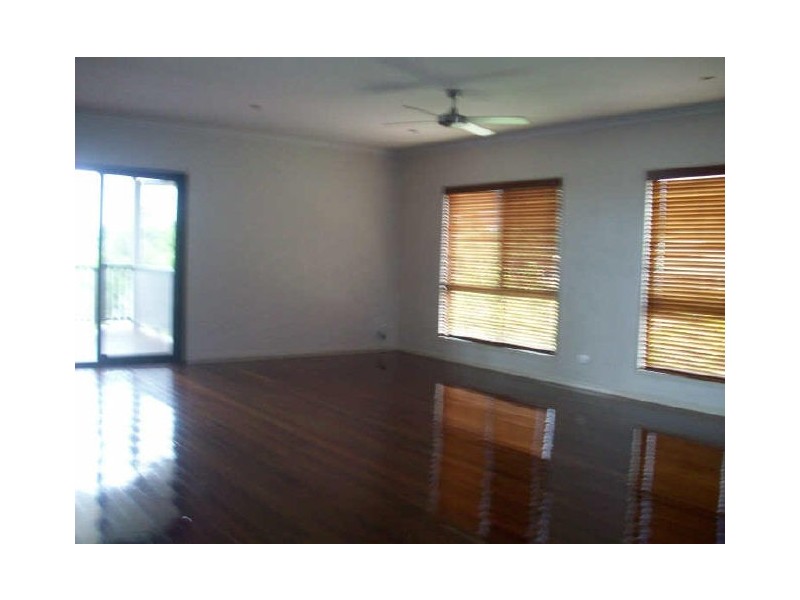 48 Daphne Drive, Redlynch QLD 4870