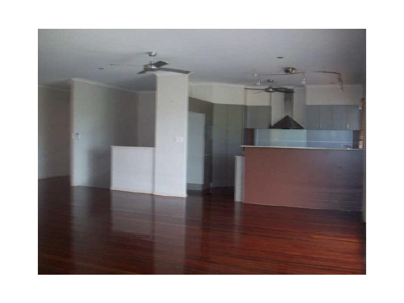 48 Daphne Drive, Redlynch QLD 4870