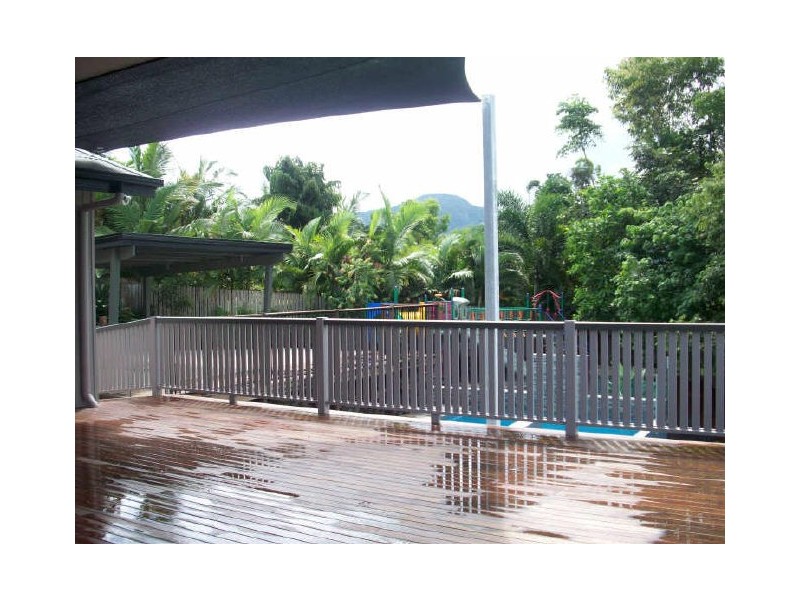 48 Daphne Drive, Redlynch QLD 4870