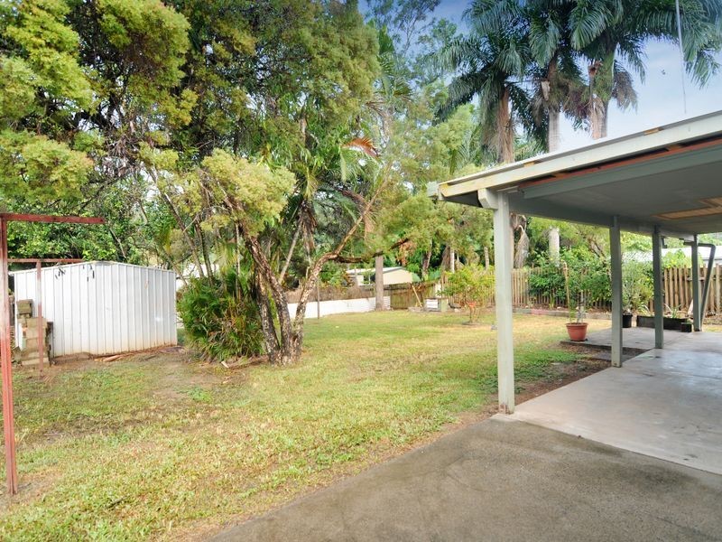 15 Impey Street, Caravonica QLD 4878