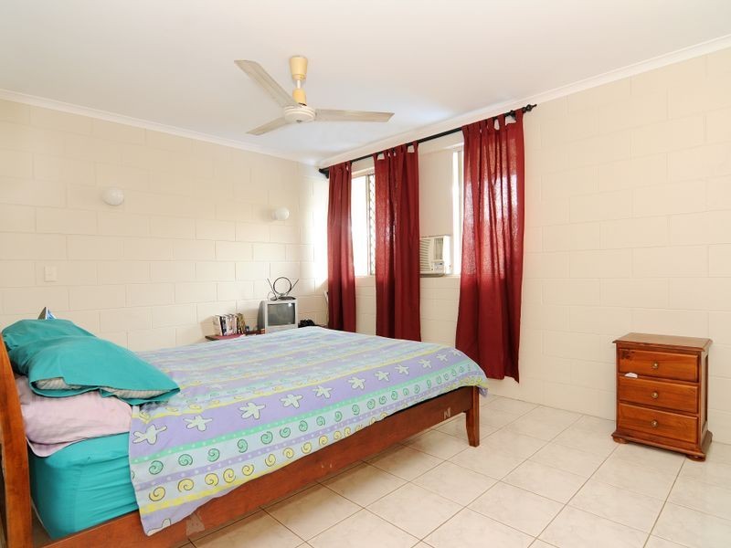 11/11 Pioneer Street, Manoora QLD 4870