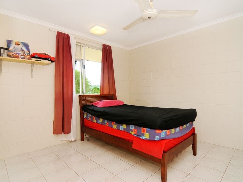 11/11 Pioneer Street, Manoora QLD 4870