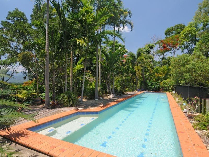 39 Barclay Road, Brinsmead QLD 4870