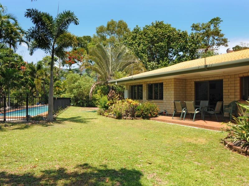39 Barclay Road, Brinsmead QLD 4870
