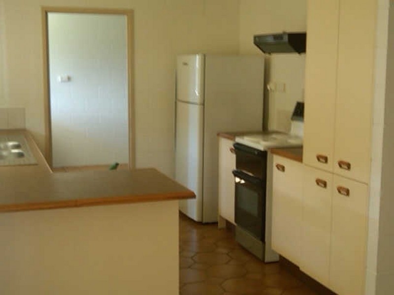 14 Stanton Rd, Smithfield QLD 4878