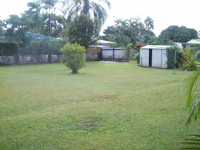 14 Stanton Rd, Smithfield QLD 4878