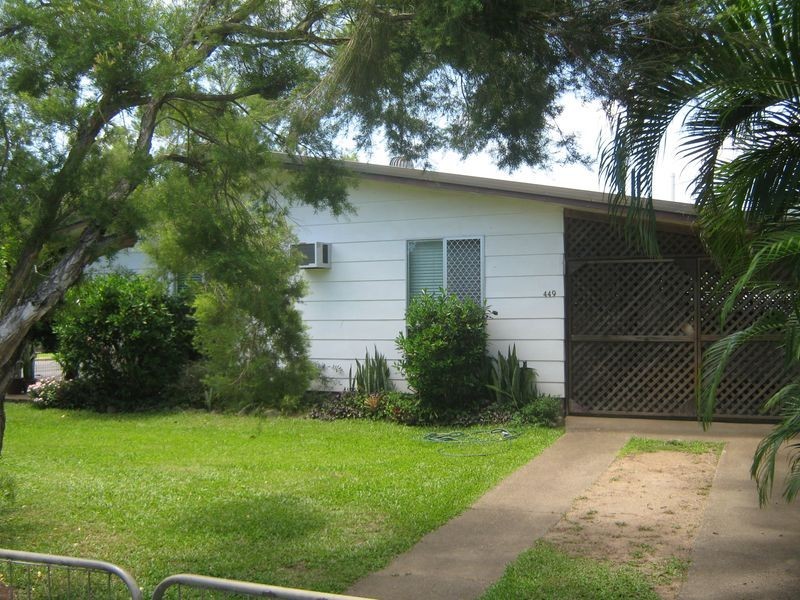 449 McCoombe Street, Mooroobool QLD 4870