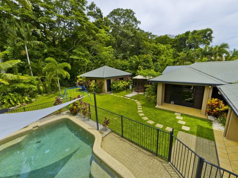 6 Red Peak Boulevard, Caravonica QLD 4878