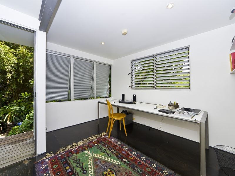 12 Granadilla Street, Holloways Beach QLD 4878