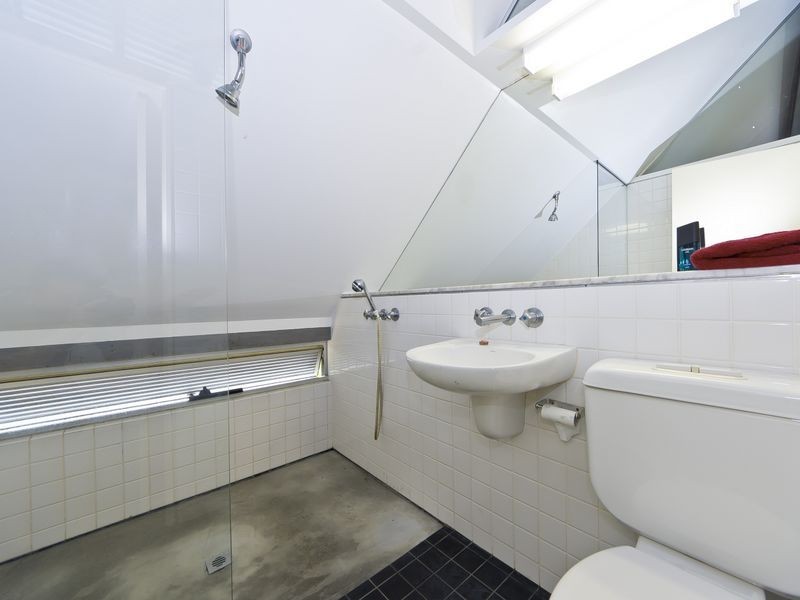12 Granadilla Street, Holloways Beach QLD 4878