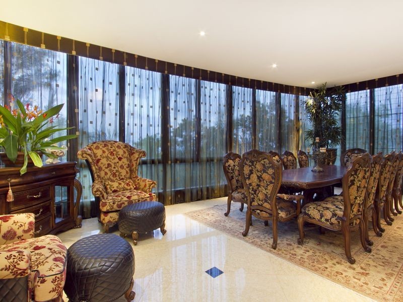 13 Knott Court, Whitfield QLD 4870