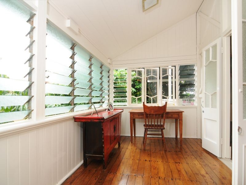 13A Law Street, Cairns North QLD 4870