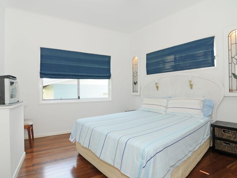 11 Hutchinson Street, Edge Hill QLD 4870