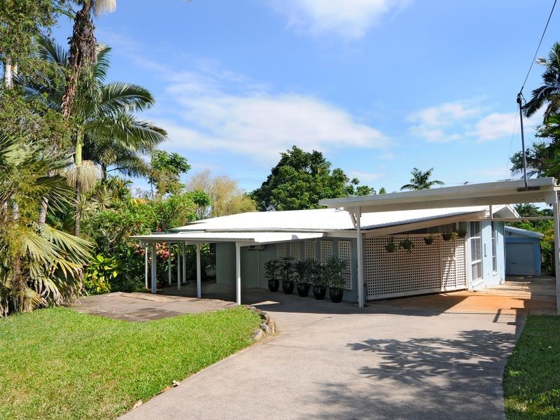 11 Hutchinson Street, Edge Hill QLD 4870