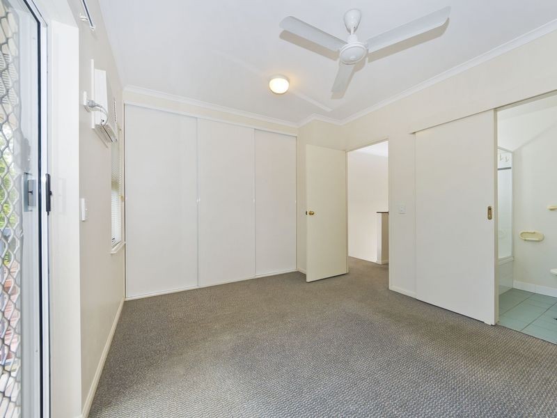 20/2 Marella Close, Manoora QLD 4870