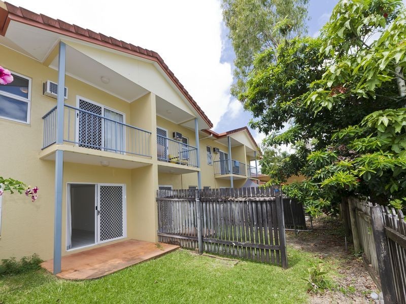 20/2 Marella Close, Manoora QLD 4870
