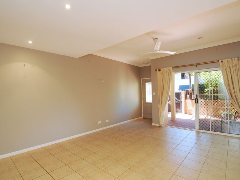 103/2 Greenslopes Street, Cairns North QLD 4870