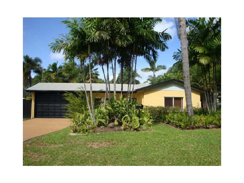 6 Rosewood Close, Redlynch QLD 4870