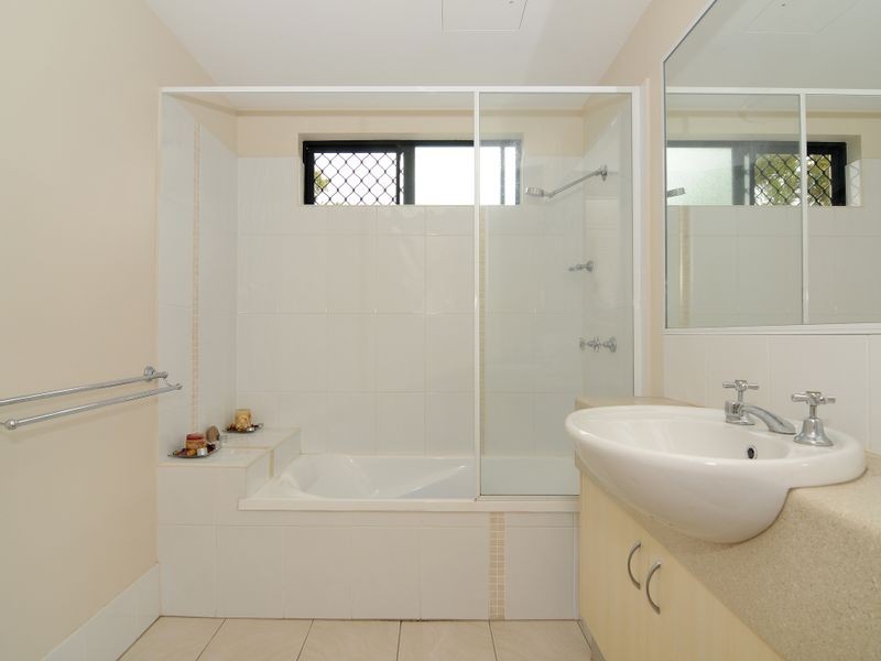 12/423 Draper Street, Parramatta Park QLD 4870