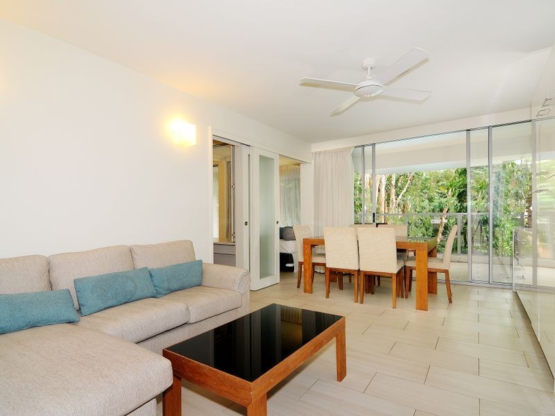 2211/41-47 Williams Esplanade, Palm Cove QLD 4879