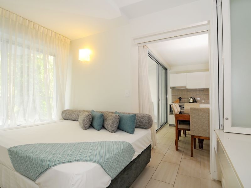 2211/41-47 Williams Esplanade, Palm Cove QLD 4879