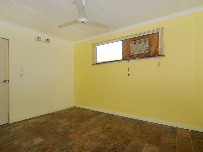 12 Ash Street, Holloways Beach QLD 4878
