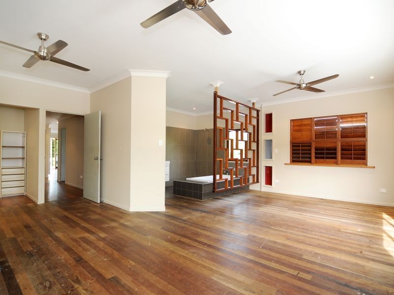 19 Purbeck Place, Edge Hill QLD 4870