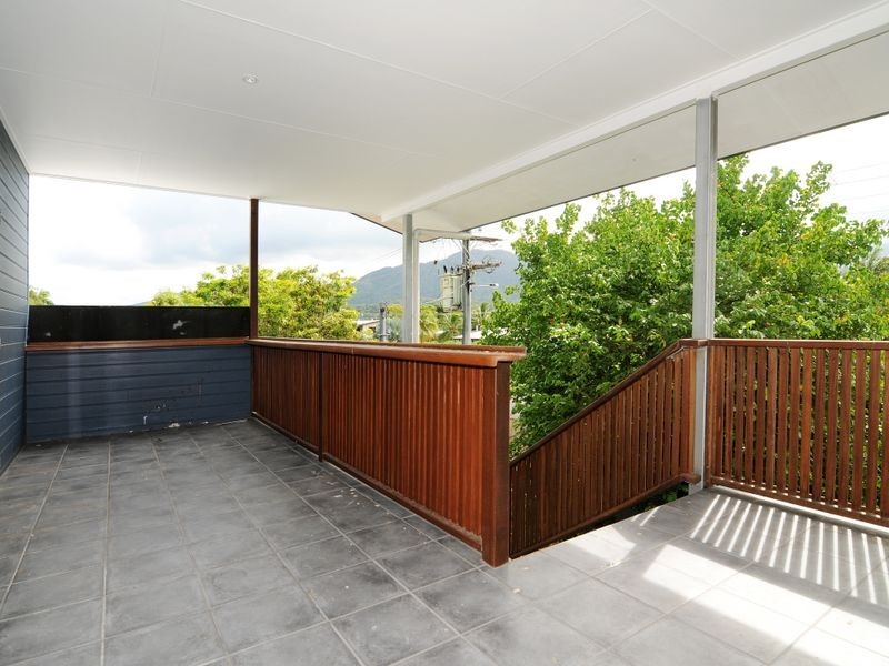 19 Purbeck Place, Edge Hill QLD 4870