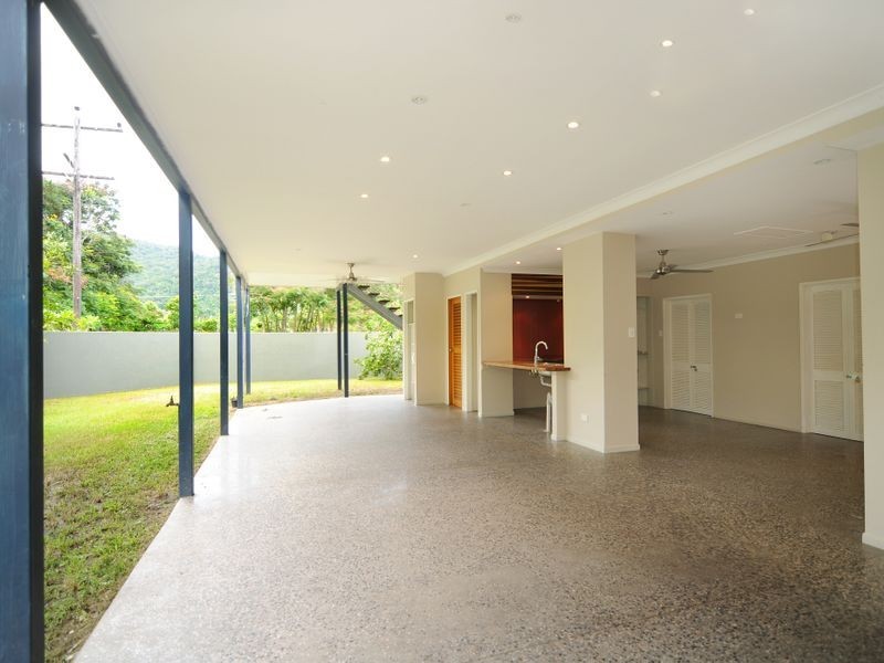 19 Purbeck Place, Edge Hill QLD 4870
