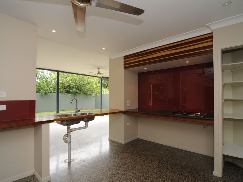 19 Purbeck Place, Edge Hill QLD 4870