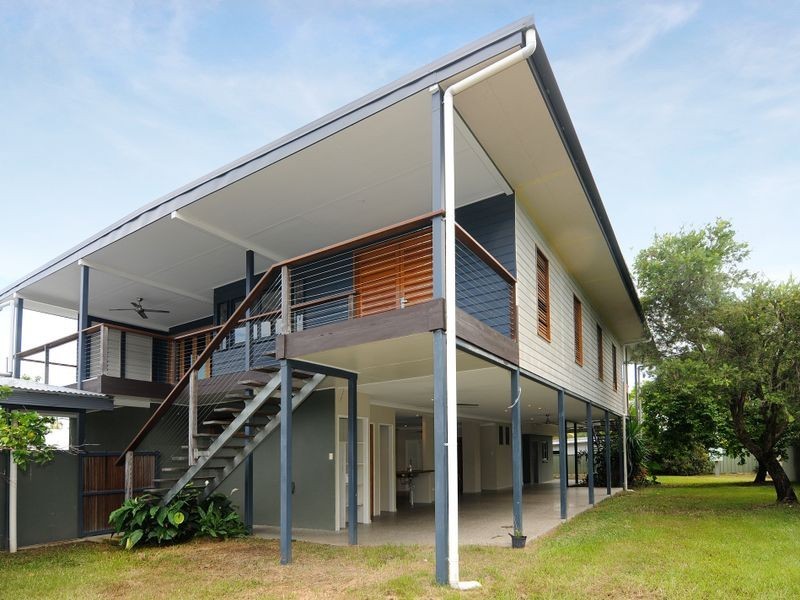 19 Purbeck Place, Edge Hill QLD 4870