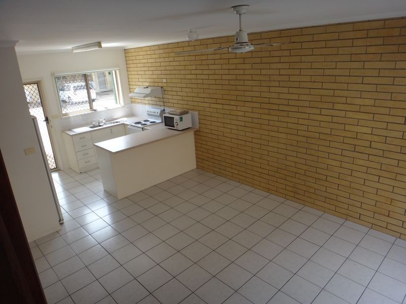 11/5 Grantala Street, Manoora QLD 4870