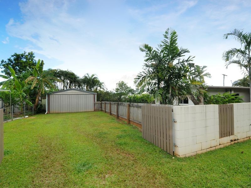 12 Emerald Street, Bayview Heights QLD 4868