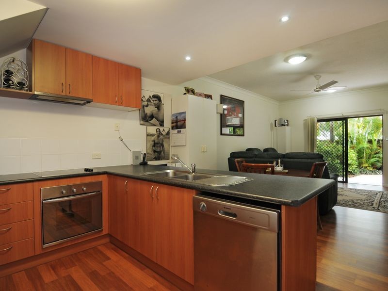 6/9 Grantala Street, Manoora QLD 4870