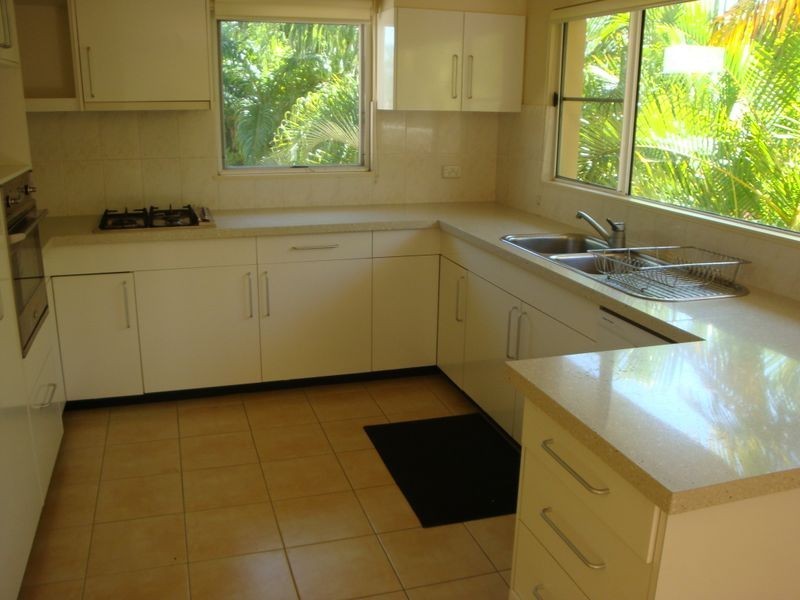 38 Latrielle Terrace, Brinsmead QLD 4870