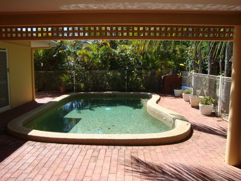 38 Latrielle Terrace, Brinsmead QLD 4870
