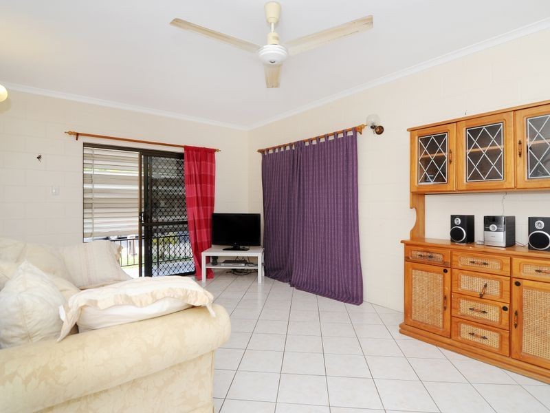 21 & 23 Brooks Street, Whitfield QLD 4870