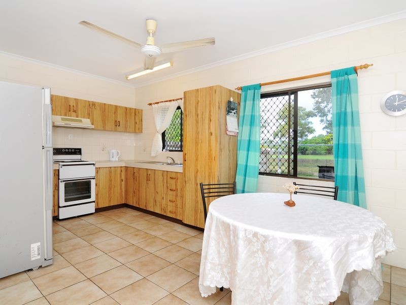 21 & 23 Brooks Street, Whitfield QLD 4870