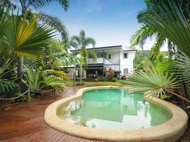 227 Woodward Street, Whitfield QLD 4870