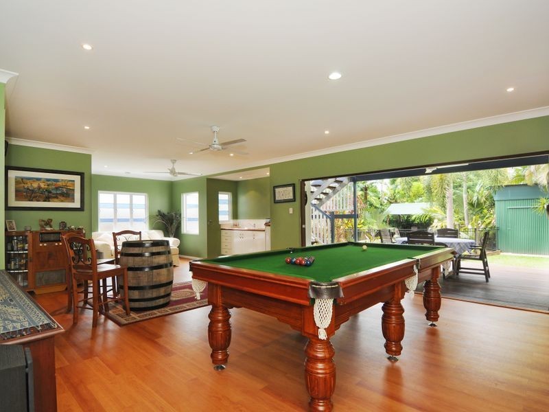 227 Woodward Street, Whitfield QLD 4870