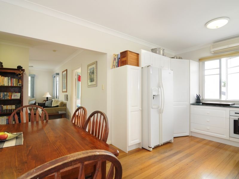 227 Woodward Street, Whitfield QLD 4870