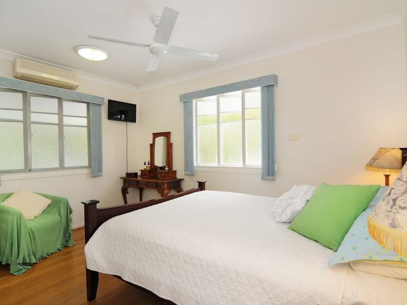 227 Woodward Street, Whitfield QLD 4870