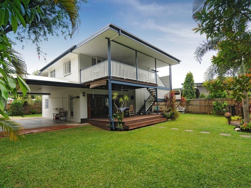227 Woodward Street, Whitfield QLD 4870
