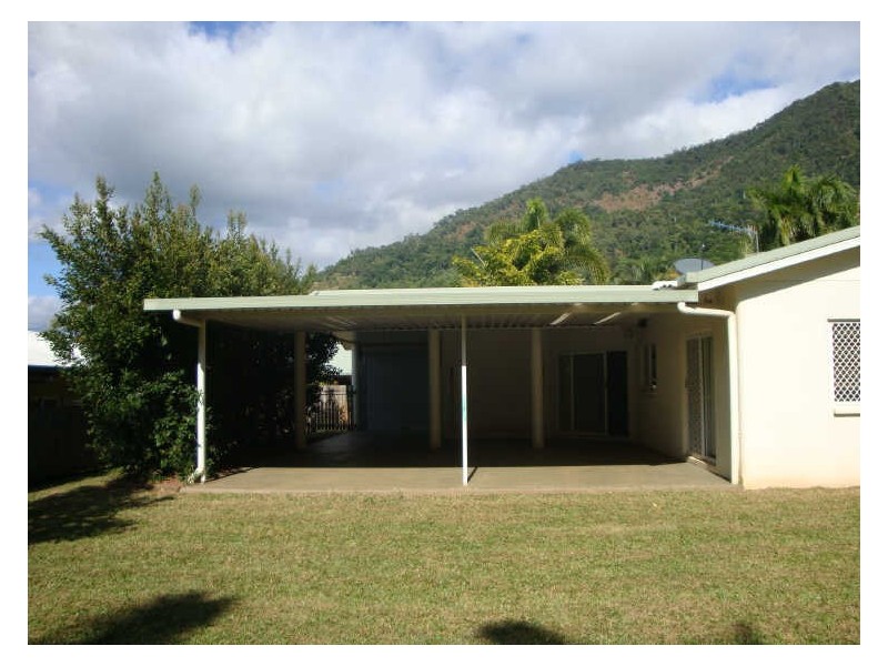 94 Jungara Road, Redlynch QLD 4870