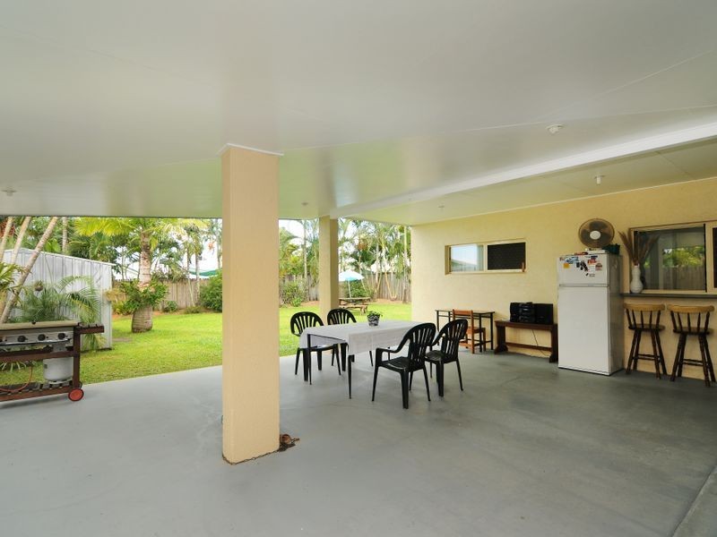 22 Whale Close, Kewarra Beach QLD 4879