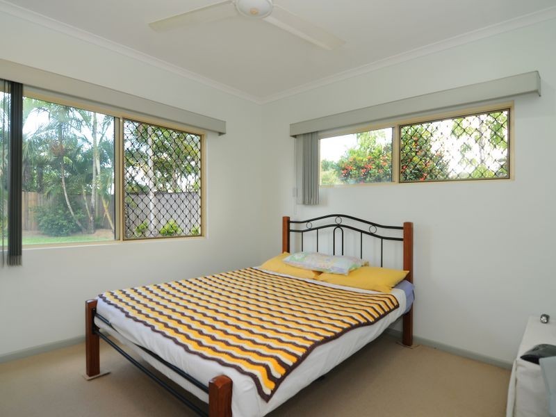 22 Whale Close, Kewarra Beach QLD 4879